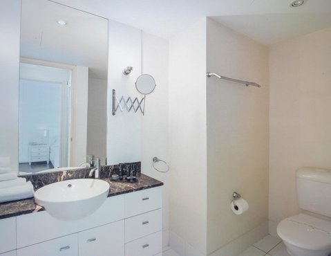 Circle Luxury Holidays - Surfers Paradise Gold Coast 1