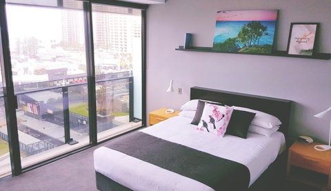 Circle Luxury Holidays - Surfers Paradise Gold Coast 23