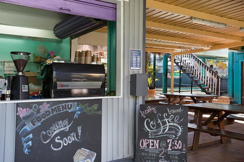 Backpackers In Paradise 18-35 Hostel - Surfers Paradise Gold Coast 23