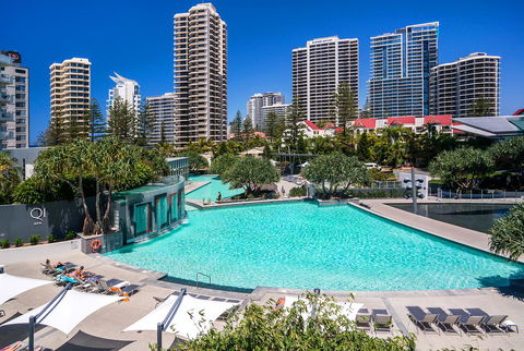 Q1 Resort & Spa - Official - Surfers Paradise Gold Coast 3