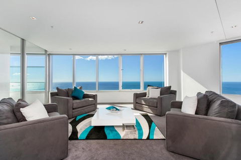 Q1 Resort & Spa - Official - Surfers Paradise Gold Coast 14