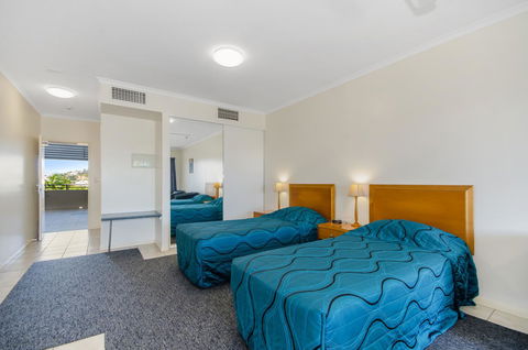 Madison Ocean Breeze Apartments - Surfers Paradise Gold Coast 10