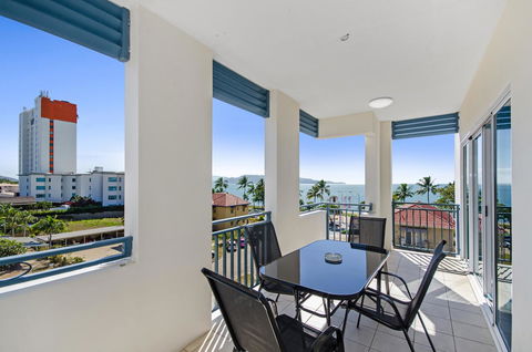 Madison Ocean Breeze Apartments - Surfers Paradise Gold Coast 13