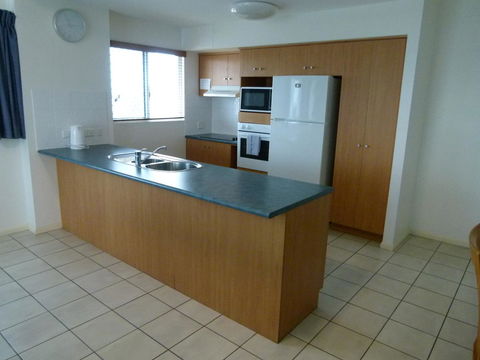 Madison Ocean Breeze Apartments - Surfers Paradise Gold Coast 24