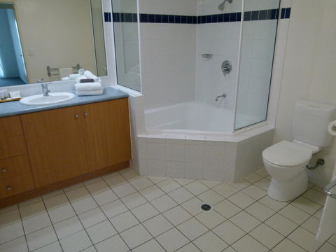 Madison Ocean Breeze Apartments - Surfers Paradise Gold Coast 33