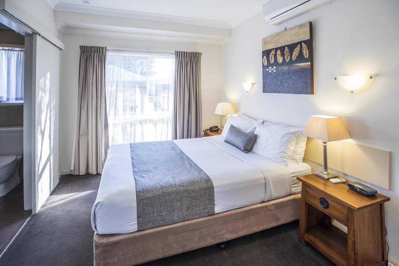  Surfers Paradise Gold Coast