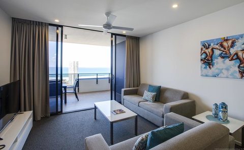 Synergy Broadbeach - Official - Surfers Paradise Gold Coast 2