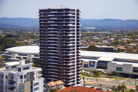 Synergy Broadbeach - Official - Surfers Paradise Gold Coast 19