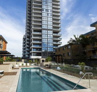 Boardwalk Burleigh Beach - Official - Surfers Paradise Gold Coast