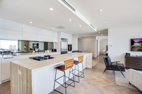 Iconic Kirra Beach Resort - Surfers Paradise Gold Coast 24