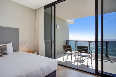 Iconic Kirra Beach Resort - Surfers Paradise Gold Coast 35