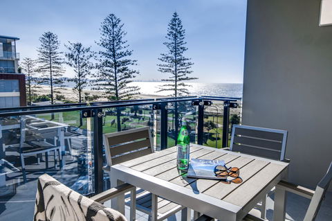 Iconic Kirra Beach Resort - Surfers Paradise Gold Coast 17