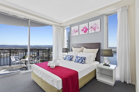 Beach Stay - Ocean & Riverview Resort Chevron Renaissance Central Surfers Paradise - Surfers Paradise Gold Coast 8