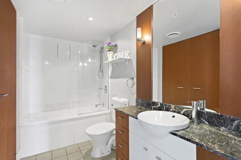Beach Stay - Ocean & Riverview Resort Chevron Renaissance Central Surfers Paradise - Surfers Paradise Gold Coast 6