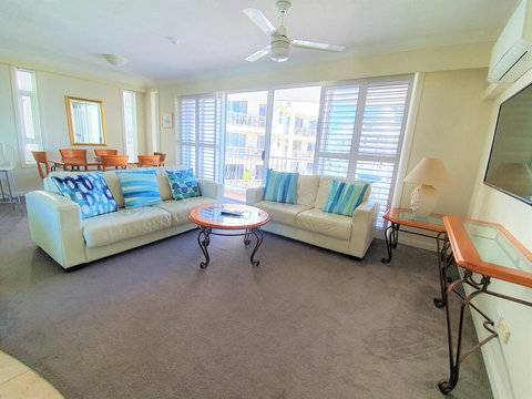 Broadbeach Holiday Apartments - Surfers Paradise Gold Coast 17