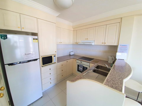 Broadbeach Holiday Apartments - Surfers Paradise Gold Coast 16