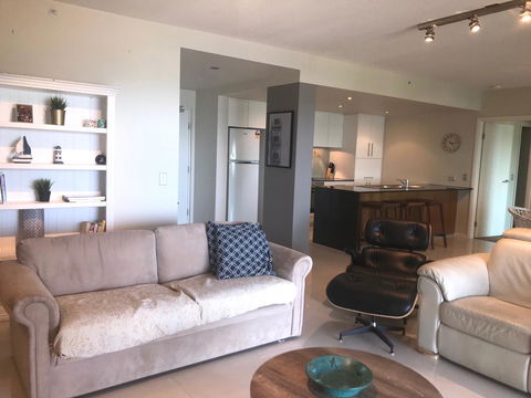 Proximity Waterfront Apartments - Surfers Paradise Gold Coast 5