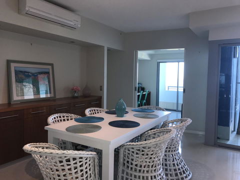 Proximity Waterfront Apartments - Surfers Paradise Gold Coast 16