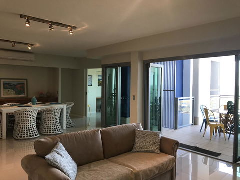 Proximity Waterfront Apartments - Surfers Paradise Gold Coast 17