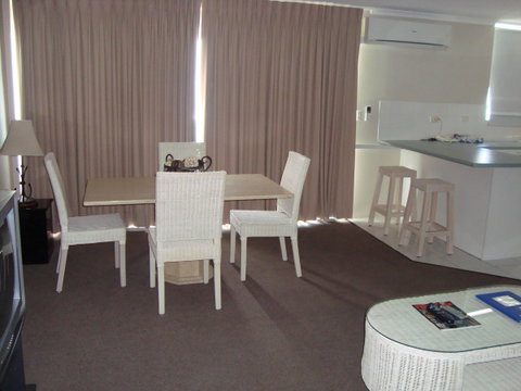 Grosvenor Beachfront Apartments Surfers Paradise - Surfers Paradise Gold Coast 26