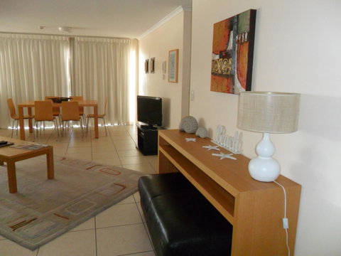 Grosvenor Beachfront Apartments Surfers Paradise - Surfers Paradise Gold Coast 10