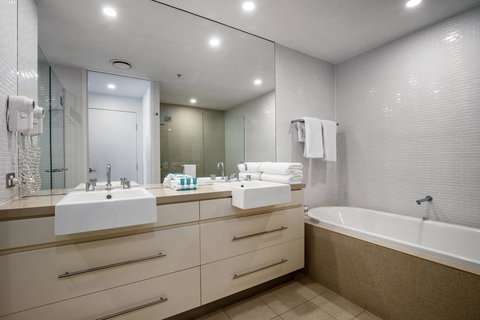The Wave Resort - Surfers Paradise Gold Coast 7