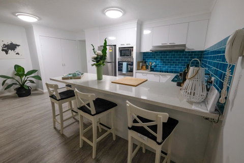 Sanctuary Beach Retreat - Surfers Paradise Gold Coast 7
