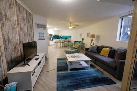 Sanctuary Beach Retreat - Surfers Paradise Gold Coast 15