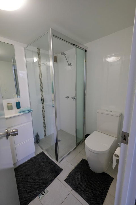 Sanctuary Beach Retreat - Surfers Paradise Gold Coast 3