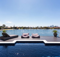 Rumrunner Resort - Surfers Paradise Gold Coast