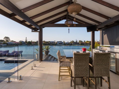 Rumrunner Resort - Surfers Paradise Gold Coast 6