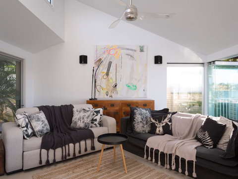 Rumrunner Resort - Surfers Paradise Gold Coast 19
