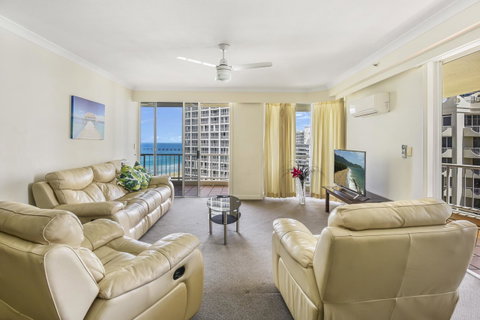 APR Private SUITES MOROC By The Beach - Surfers Paradise Gold Coast 20