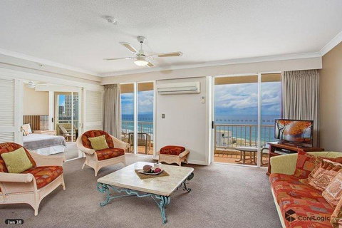 APR Private SUITES MOROC By The Beach - Surfers Paradise Gold Coast 25