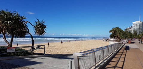 APR Private SUITES MOROC By The Beach - Surfers Paradise Gold Coast 32