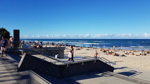 APR Private SUITES MOROC By The Beach - Surfers Paradise Gold Coast 38