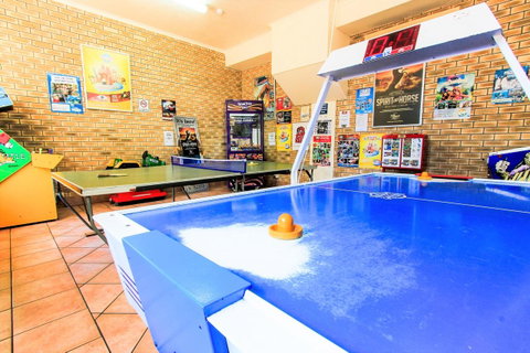 Seacrest Beachfront Apartments Surfers Paradise - Surfers Paradise Gold Coast 26