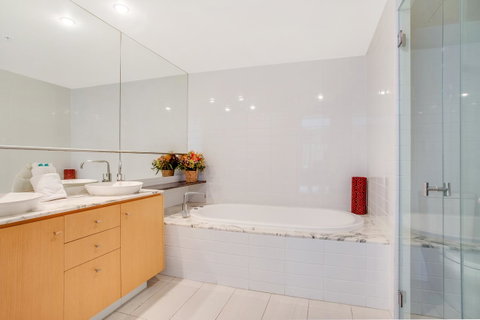 Aria Apartments - Surfers Paradise Gold Coast 21