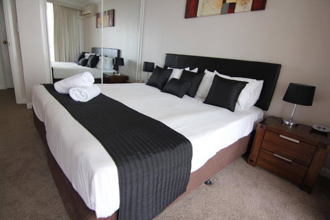 The Phoenician Resort - Surfers Paradise Gold Coast 14