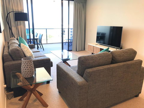 Qube Broadbeach Ocean View Apartments - Surfers Paradise Gold Coast 19