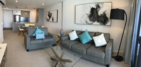 Qube Broadbeach Ocean View Apartments - Surfers Paradise Gold Coast 18