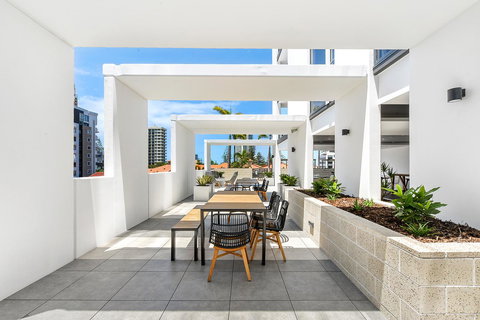 Qube Broadbeach Ocean View Apartments - Surfers Paradise Gold Coast 5