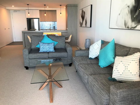 Qube Broadbeach Ocean View Apartments - Surfers Paradise Gold Coast 27
