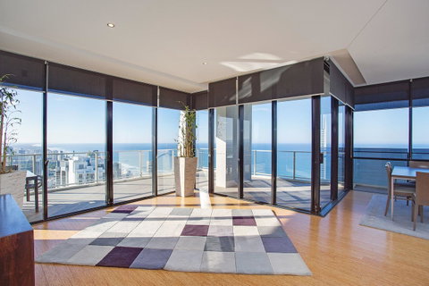 Mantra Circle On Cavill - Surfers Paradise Gold Coast 1