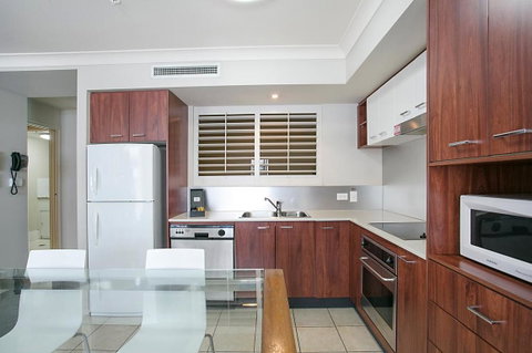 Towers Of Chevron - Private Apartment - Surfers Paradise Gold Coast 3