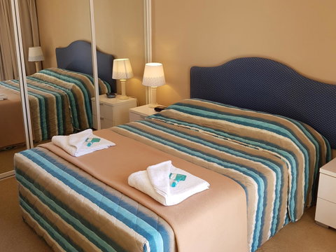 Surfers Beach Resort One - Surfers Paradise Gold Coast 24
