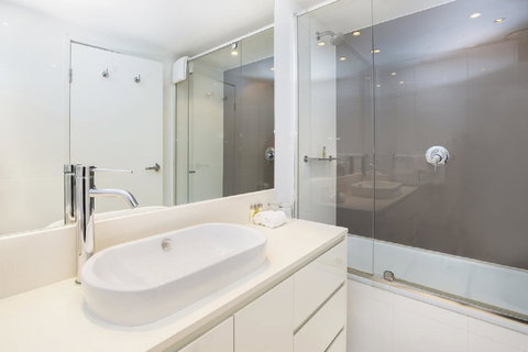 Gold Coast Private Apartments - H Residences, Surfers Paradise - Surfers Paradise Gold Coast 31