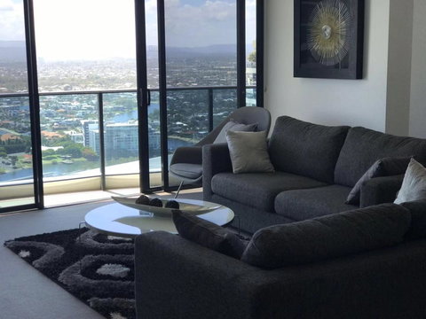 Luxury 3 Bedroom In Heart Of Broadbeach - Surfers Paradise Gold Coast 21