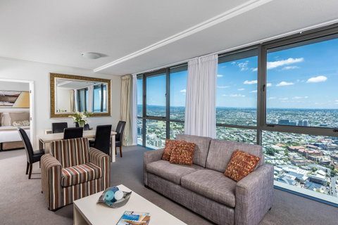 Oaks Brisbane Aurora Suites - Surfers Paradise Gold Coast 7