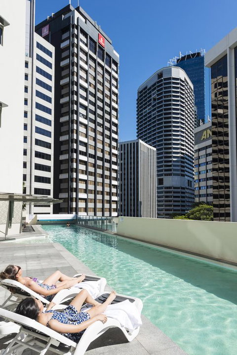 Oaks Brisbane Aurora Suites - Surfers Paradise Gold Coast 1